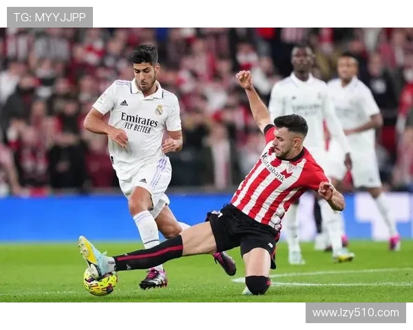 拜仁慕尼黑豪门风采再现欧洲赛场追逐荣耀辉煌历史新篇章 拜仁慕尼黑豪门风采再现欧洲赛场追逐荣耀辉煌历史新篇章