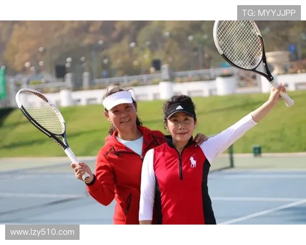 南京网球队逆袭之路：城市联赛中的奋斗与荣耀