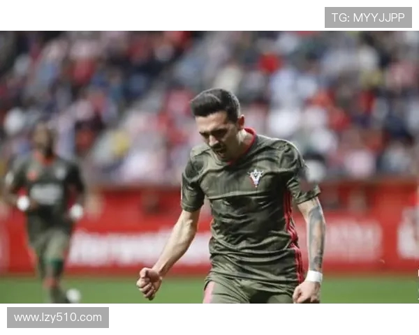 杭州足球队在最新状态排行榜中荣登第七名展现强劲实力与潜力