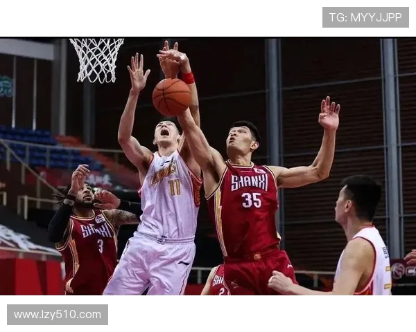 CBA山东对阵深圳精彩直播全程回顾与赛后分析